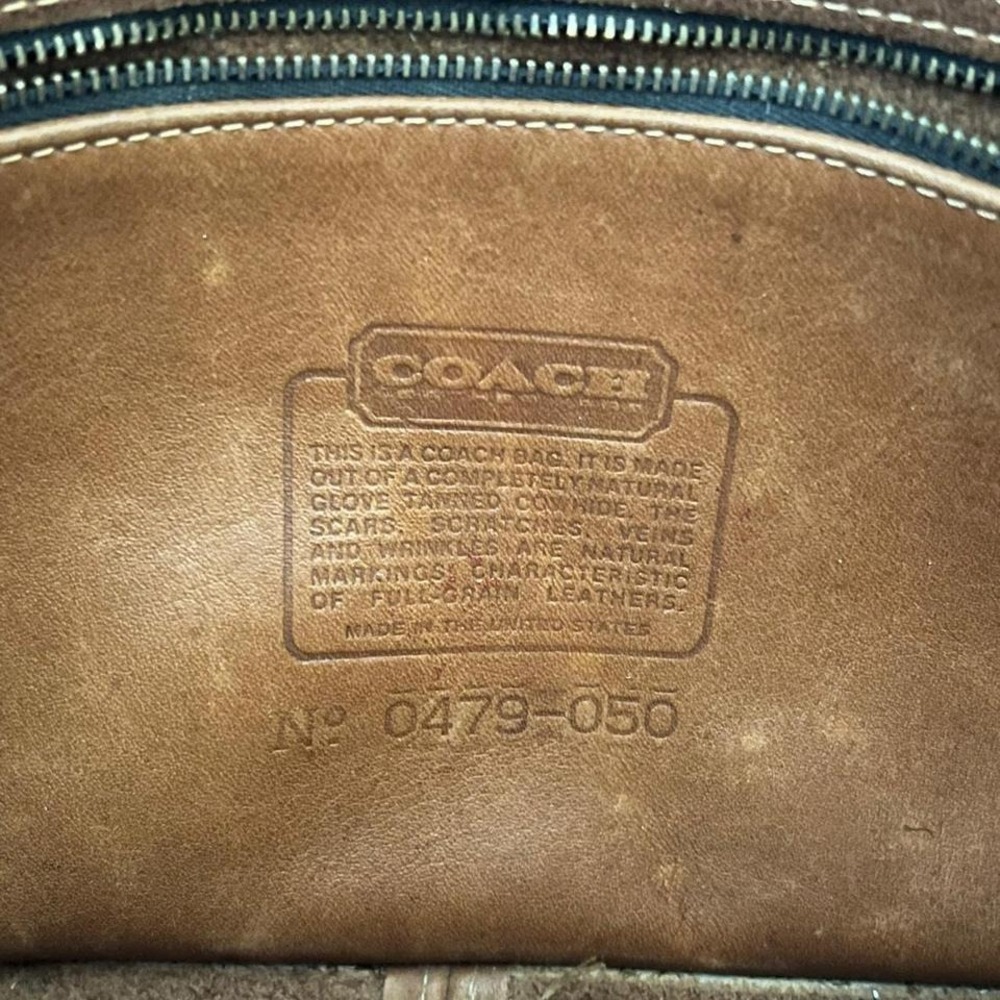 1990s Coach City Bag Leather shoulder bag / crossbody - Picture 8 of 8